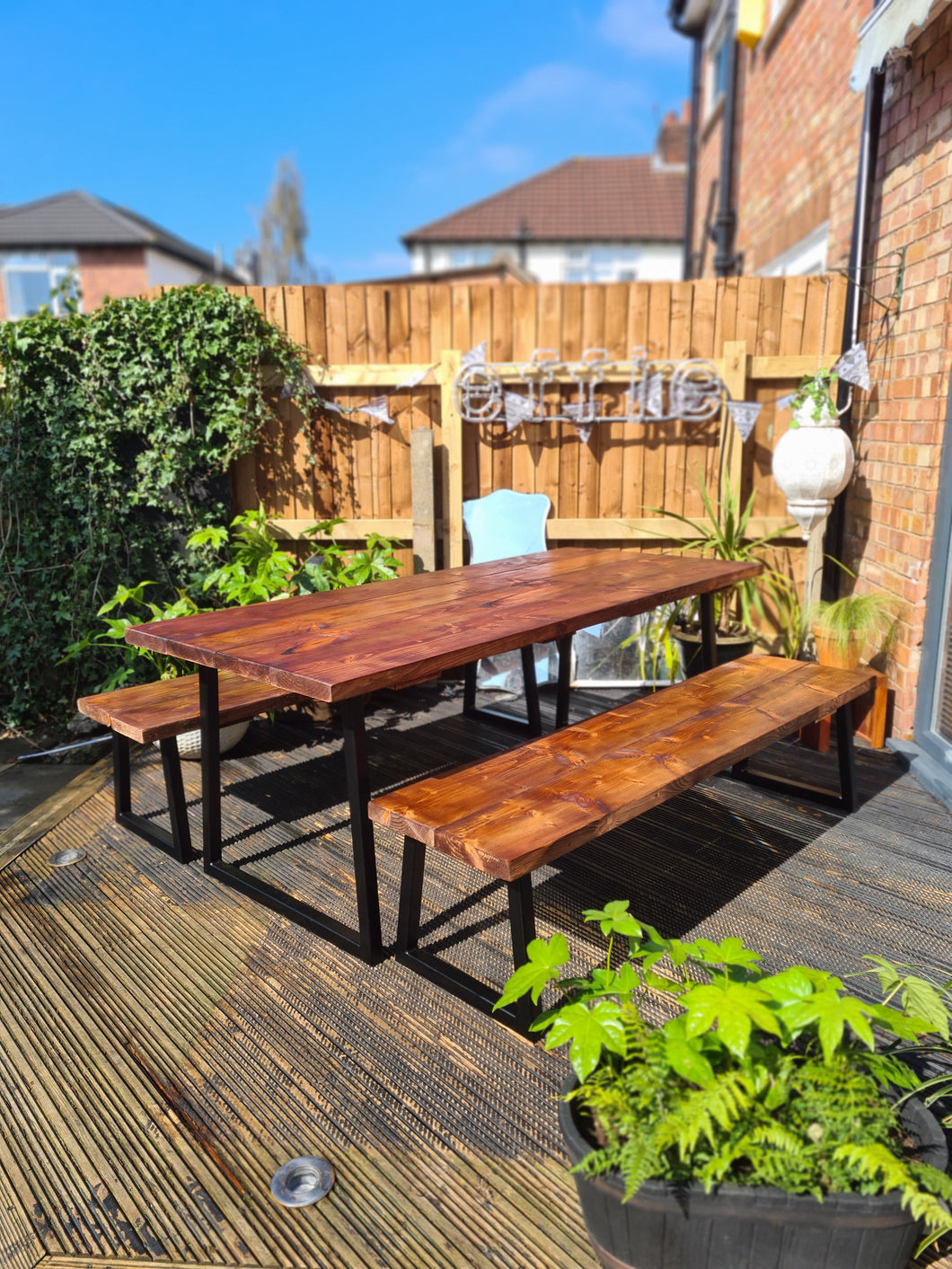 GARDEN TABLE - TRAPEZIUM LEGS